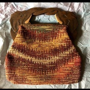 Vintage Wooden Handle Handbag (Elephant Heads)
